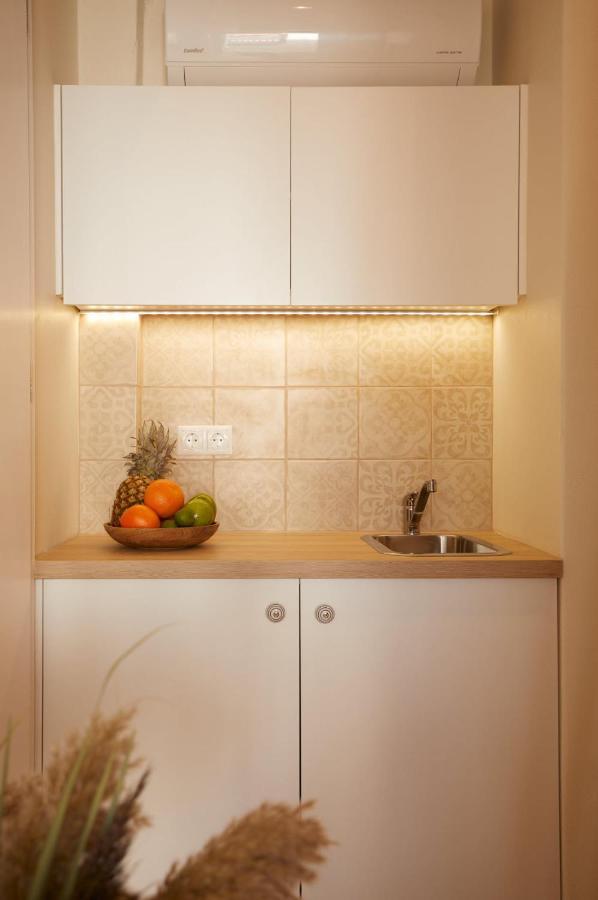 Spiliada Boutique Studios Баци Екстериор снимка